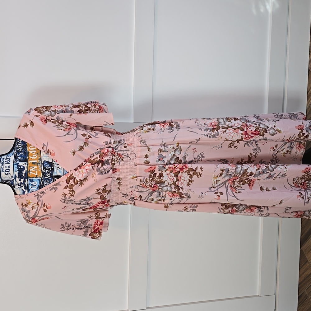 Vintage hand-made mid shin length dress.